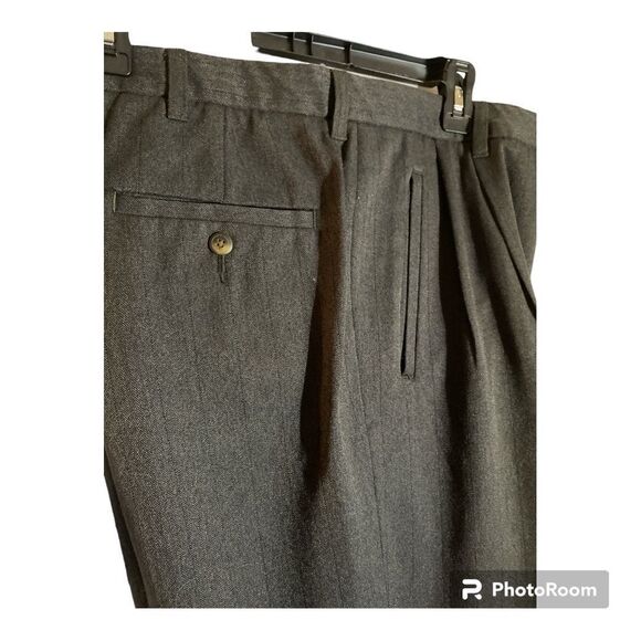 Haggar Q Quality for Life Men’s Pleated Dress Pants 40”x32” - Picture 4 of 12